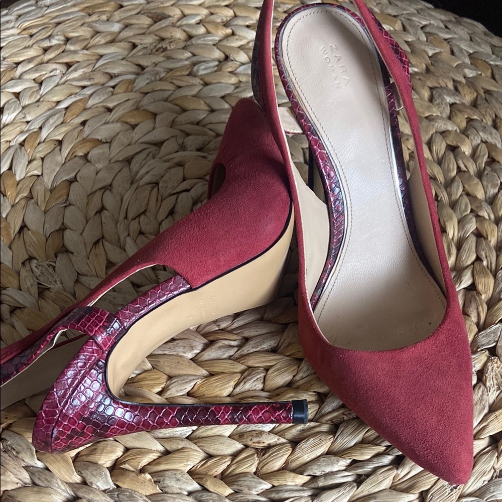 ZARA red leather and velvet slingback heels 👠